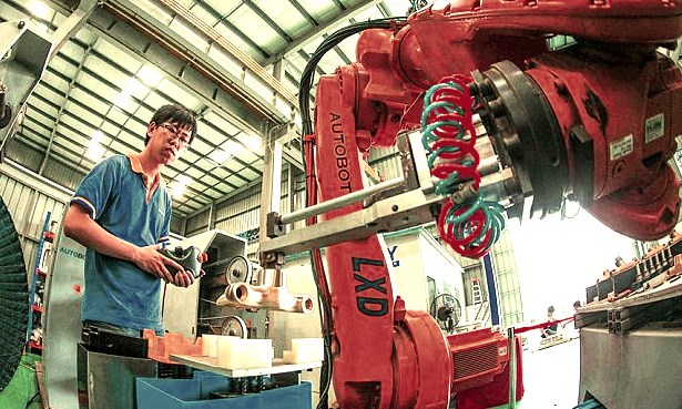 Học ngành gì để có thể làm robot, chế tạo robot?